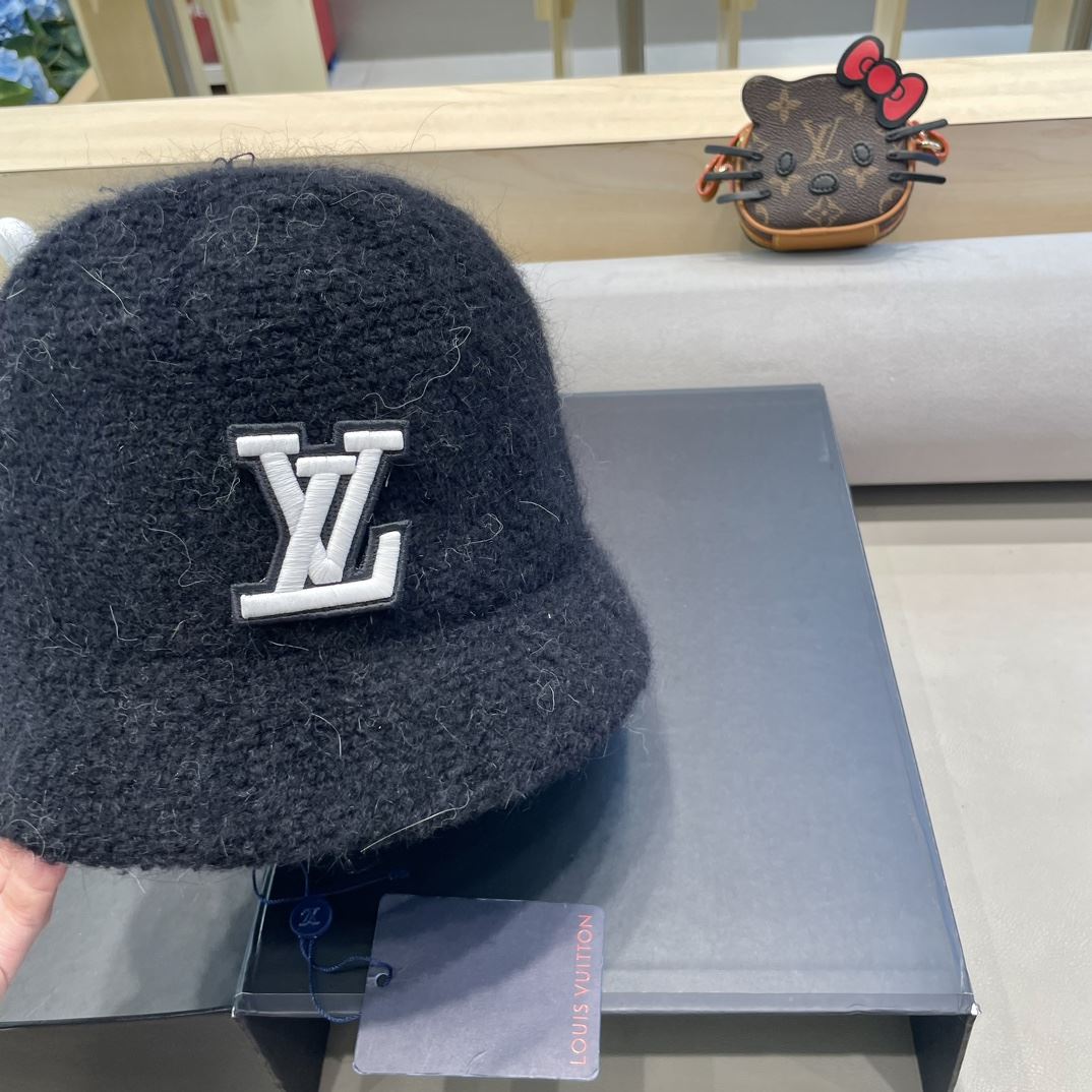 Louis Vuitton Caps